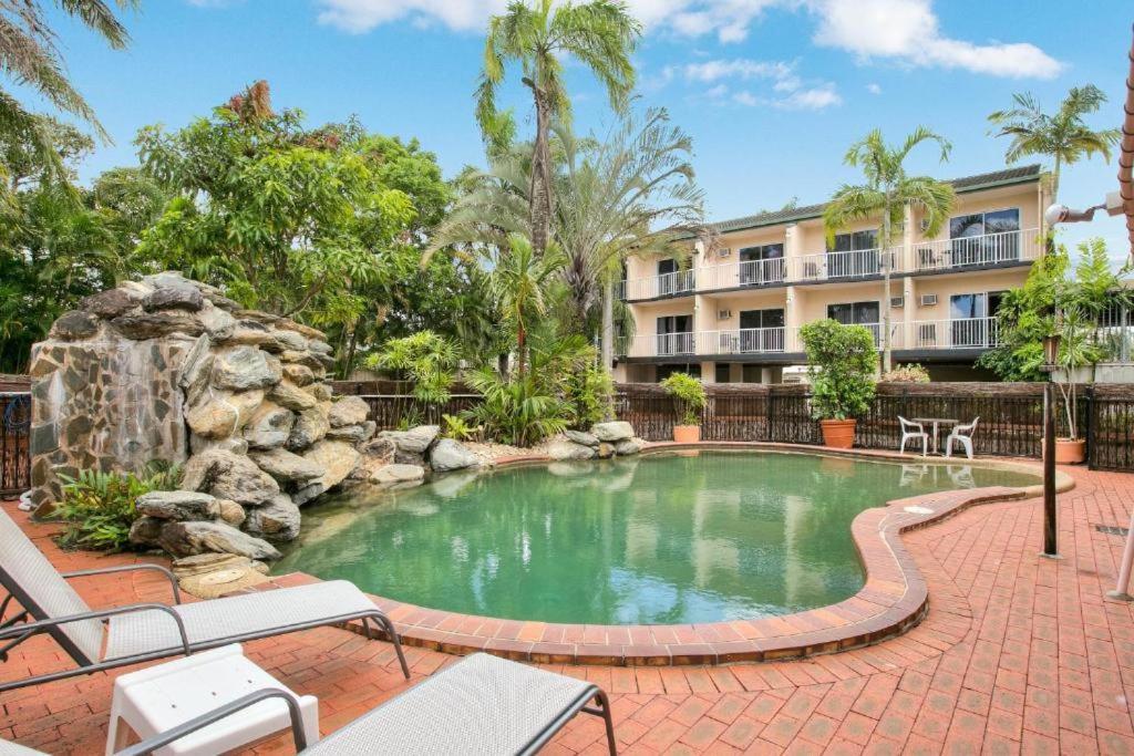 Cairns City Sheridan Motel Exterior photo